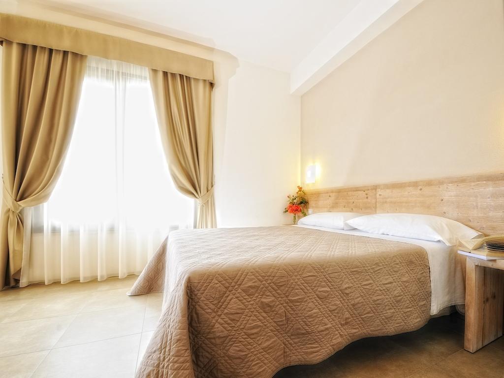 B&B Le Cale サンタ・マリア・ナヴァーリス 部屋 写真